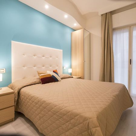 Hotel Levante Rimini Buitenkant foto