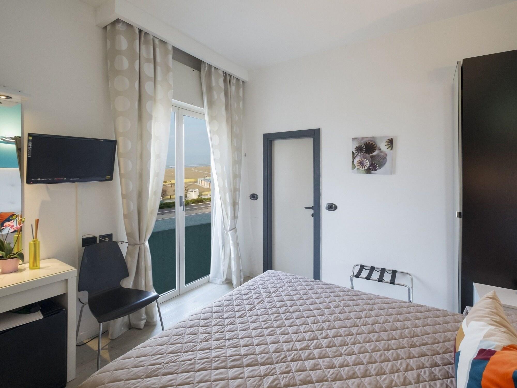 Hotel Levante Rimini Buitenkant foto