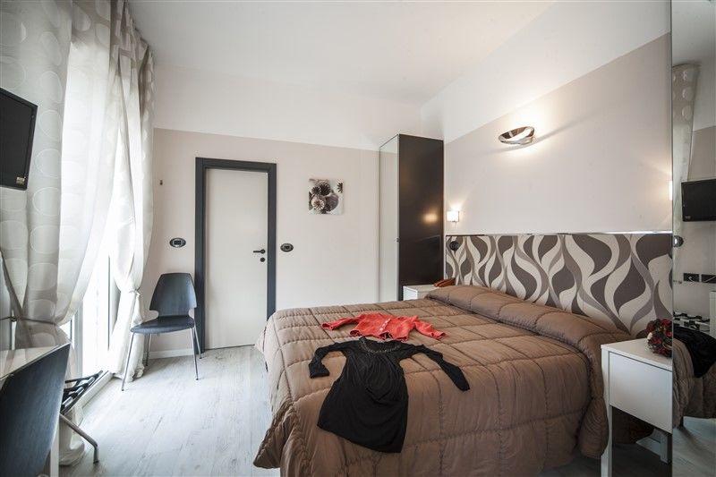 Hotel Levante Rimini Buitenkant foto